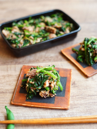 ほうれんそうと、さば缶の甘辛和え