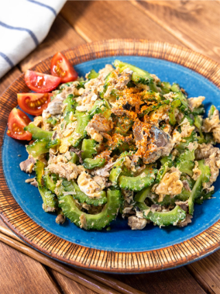 ゴーヤとさば缶のチャンプルー風