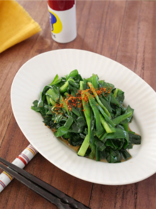 にらのピリ辛めんつゆ和え