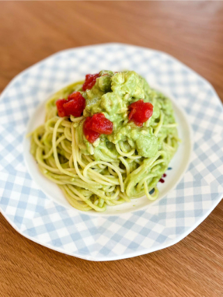 アボカドクリームパスタ