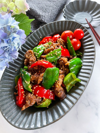 ピーマンと豚こまの甘辛炒め