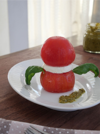 トマトの雪だるま