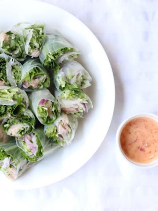 水菜と紫玉ねぎの生春巻きサラダ